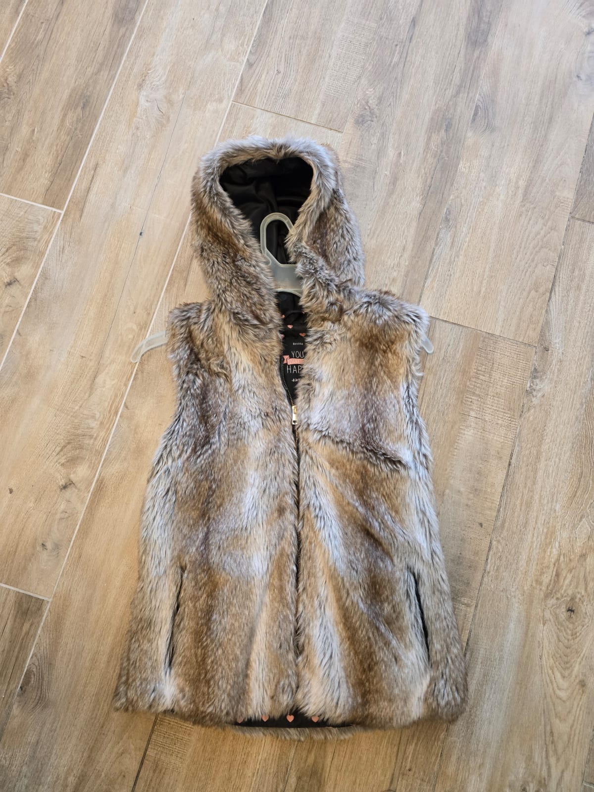 Chaleco Faux Fur con Capucha